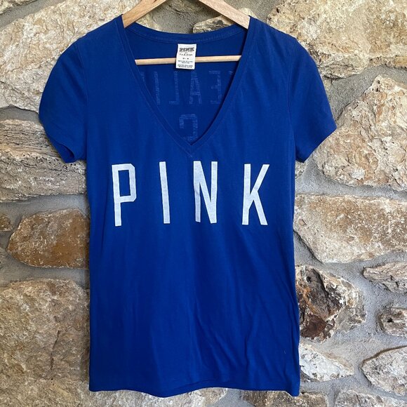 MLB Chicago Cubs Baseball PINK Victoria’s Secret Women's V Neck Top Blue Red - Picture 2 of 4